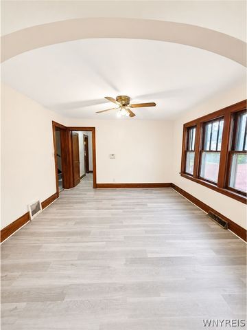 31 Dartmouth Avenue, Buffalo, NY 14215