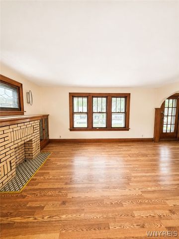 31 Dartmouth Avenue, Buffalo, NY 14215