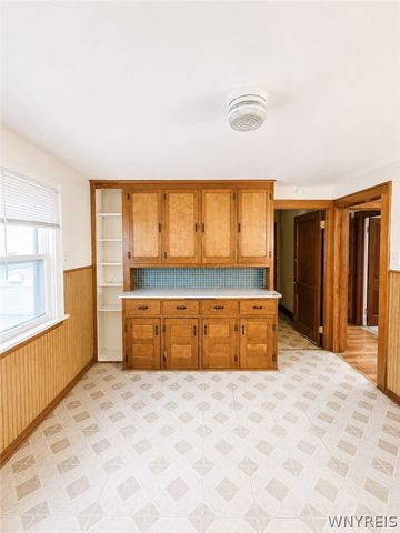 31 Dartmouth Avenue, Buffalo, NY 14215
