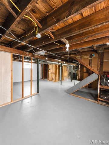 31 Dartmouth Avenue, Buffalo, NY 14215