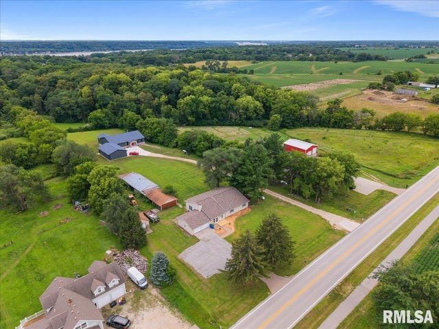 1610 WISCONSIN Street, Le Claire, IA 52753