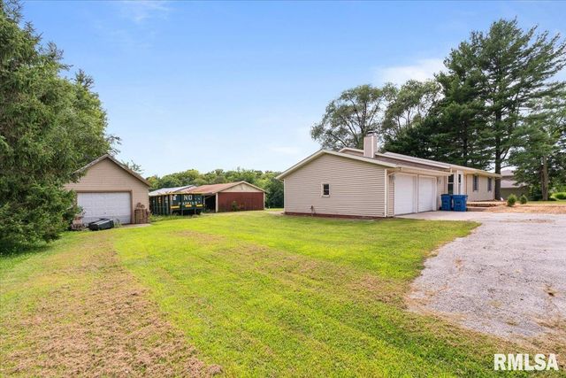 1610 WISCONSIN Street, Le Claire, IA 52753