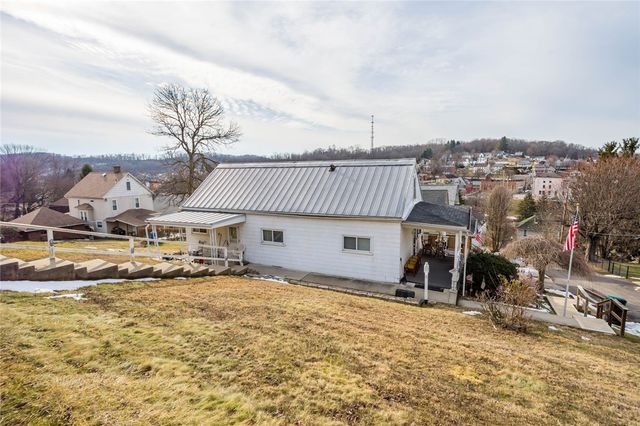 17 Hickory St, Burgettstown Boro, PA 15021