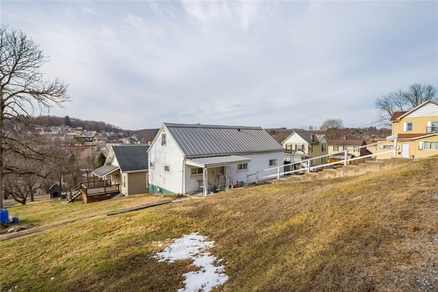 17 Hickory St, Burgettstown Boro, PA 15021