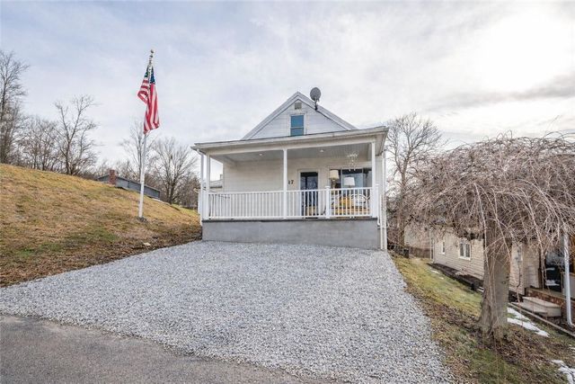 17 Hickory St, Burgettstown Boro, PA 15021