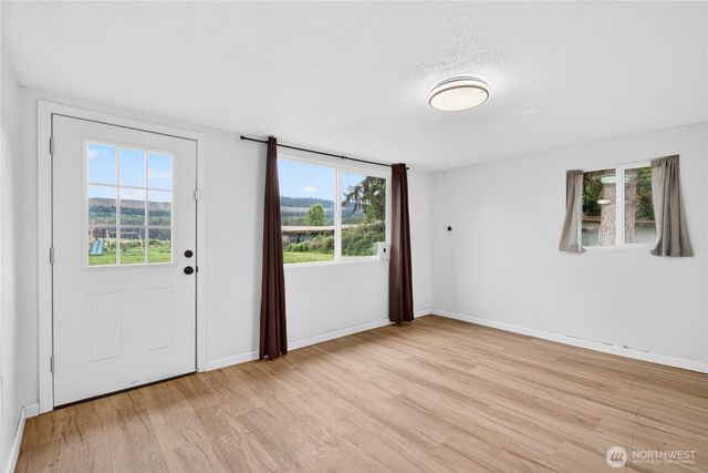3060 State Route 508, Onalaska, WA 98570