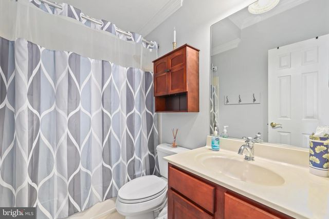 7969 PINNACLE RIDGE DR, Manassas, VA 20112