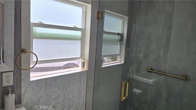 640 W Glenoaks, Glendale, CA 91202