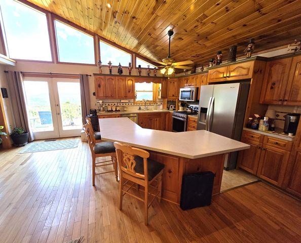 798 Timberwood Hills Road, Murphy, NC 28906