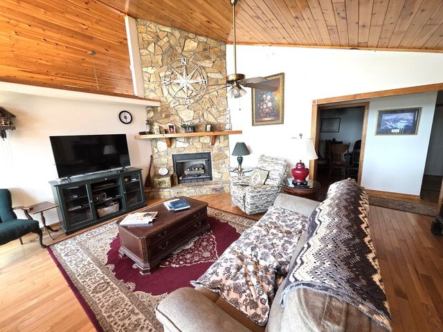 798 Timberwood Hills Road, Murphy, NC 28906