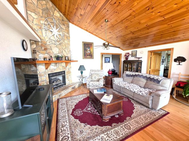 798 Timberwood Hills Road, Murphy, NC 28906