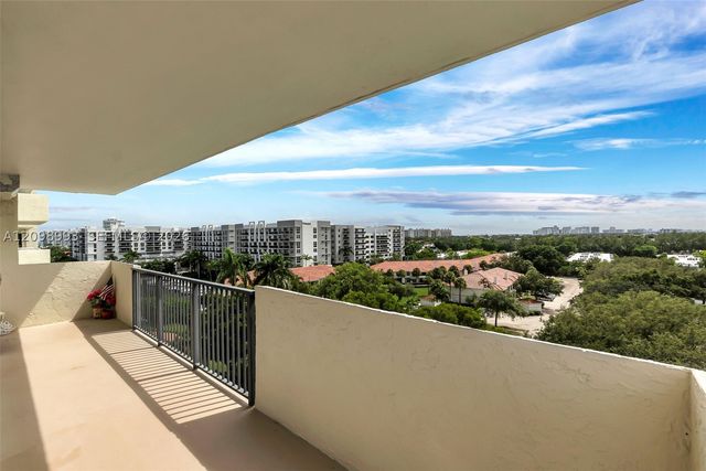 3200 Port Royale Dr N 806, Fort Lauderdale, FL 33308