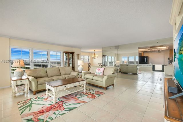 3200 Port Royale Dr N 806, Fort Lauderdale, FL 33308