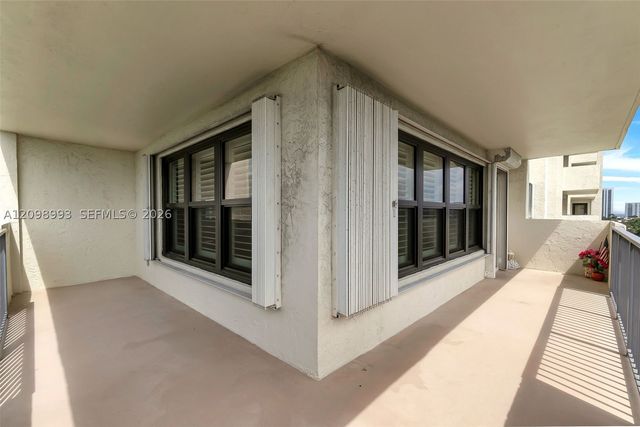 3200 Port Royale Dr N 806, Fort Lauderdale, FL 33308