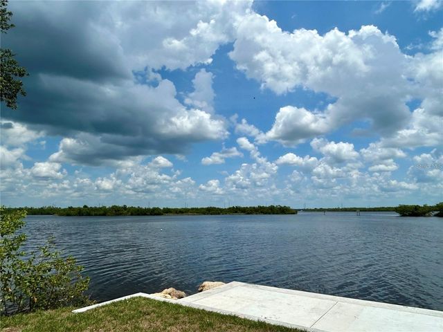 3285 SANTA BARBARA DR, Punta Gorda, FL 33983