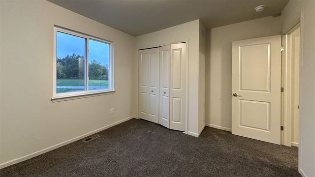 3134 Apple Blossom Way, Monroe, MI 48161