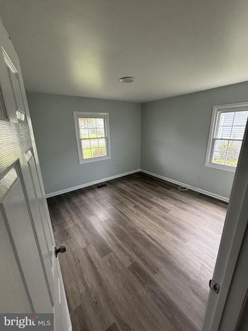 41 MESSENGER LN, Willingboro, NJ 08046