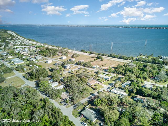 1852 Wabun Street NE, Palm Bay, FL 32905