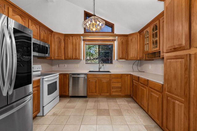 507 Woodway Lane, Longview, TX 75605