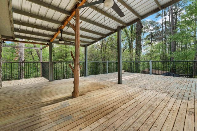 507 Woodway Lane, Longview, TX 75605