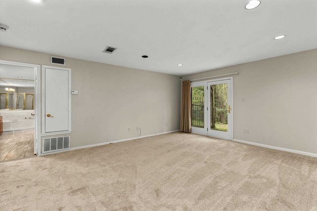 507 Woodway Lane, Longview, TX 75605