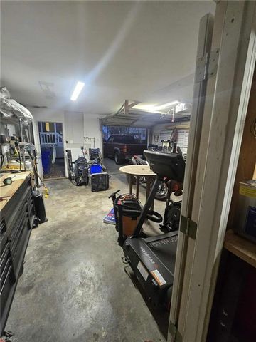 177 W Bay AVE, Norfolk, VA 23503