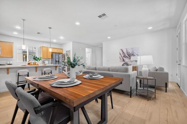 1610 Vendre Place, San Jose, CA 95131