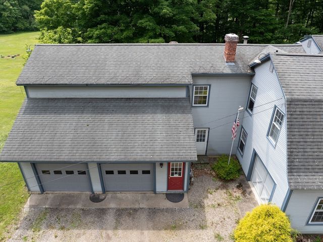 53 Henry St, Amherst, MA 01002