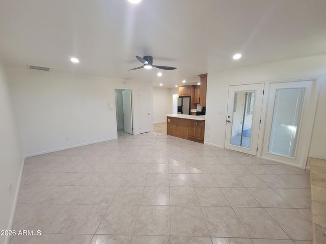 6250 E GELDING Drive, Scottsdale, AZ 85254