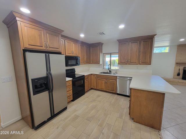 6250 E GELDING Drive, Scottsdale, AZ 85254