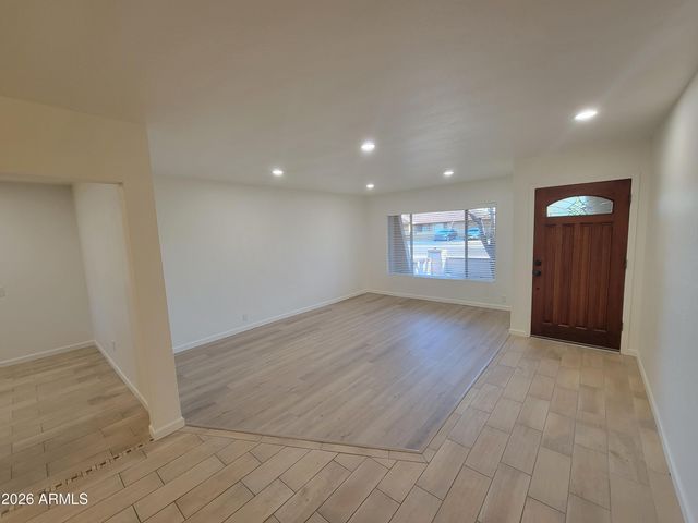 6250 E GELDING Drive, Scottsdale, AZ 85254