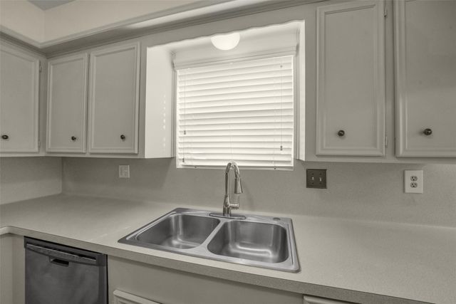 7818 Kleingreen Lane, Spring, TX 77379