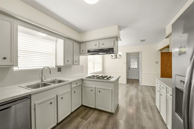 7818 Kleingreen Lane, Spring, TX 77379