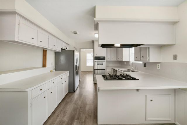 7818 Kleingreen Lane, Spring, TX 77379