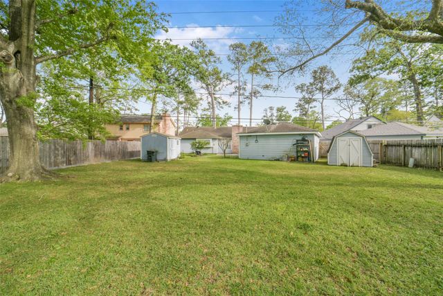 7818 Kleingreen Lane, Spring, TX 77379