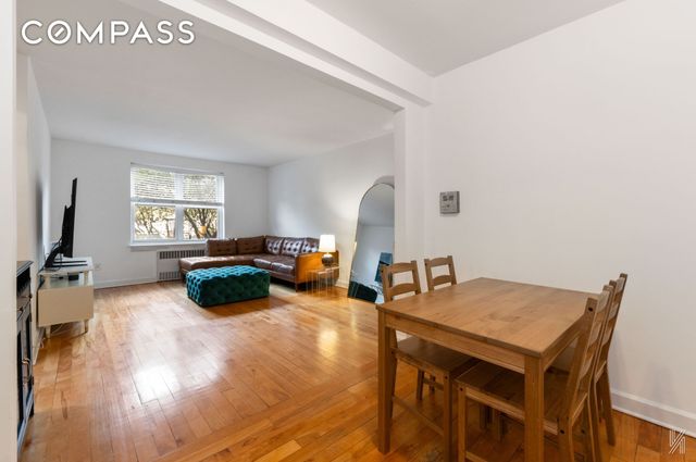 3955 51st St Apt 3G, New York City, NY 11377