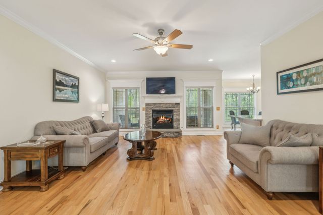 4135 Smotherman Ln, Hermitage, TN 37076