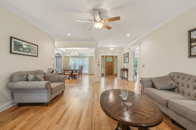 4135 Smotherman Ln, Hermitage, TN 37076