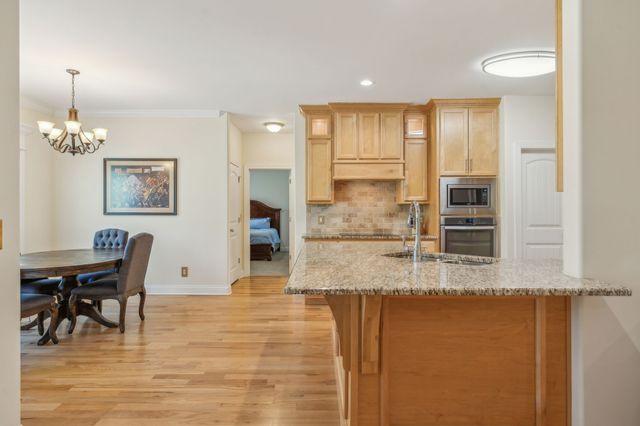 4135 Smotherman Ln, Hermitage, TN 37076