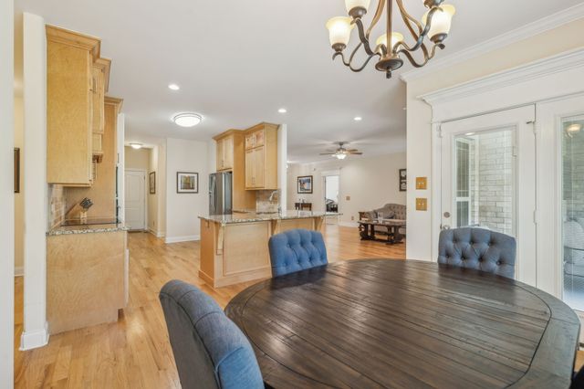 4135 Smotherman Ln, Hermitage, TN 37076