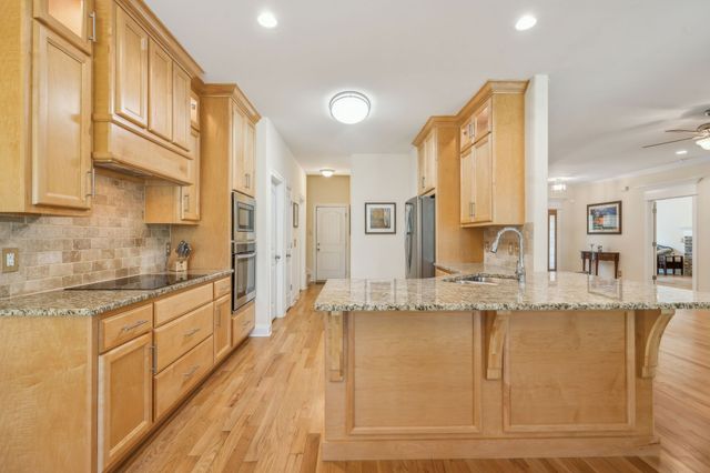 4135 Smotherman Ln, Hermitage, TN 37076