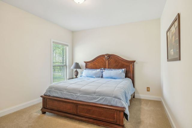 4135 Smotherman Ln, Hermitage, TN 37076