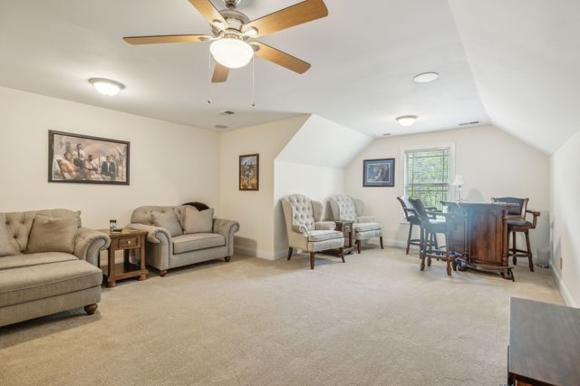 4135 Smotherman Ln, Hermitage, TN 37076