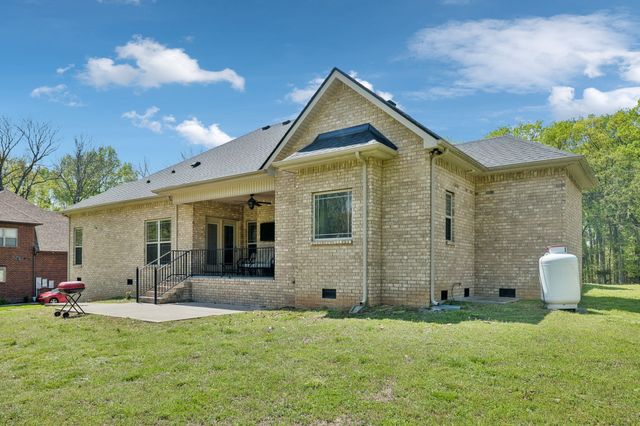 4135 Smotherman Ln, Hermitage, TN 37076