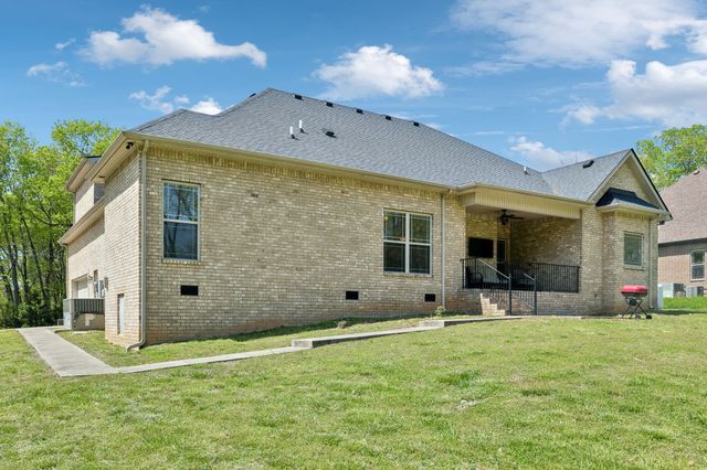 4135 Smotherman Ln, Hermitage, TN 37076