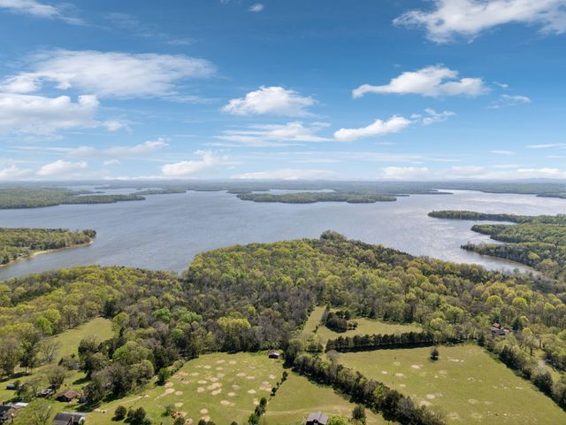 4135 Smotherman Ln, Hermitage, TN 37076