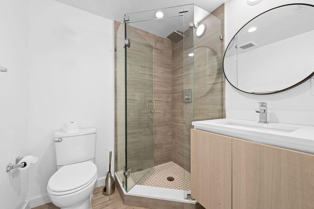 722 NE 15th Ave 2, Fort Lauderdale, FL 33304