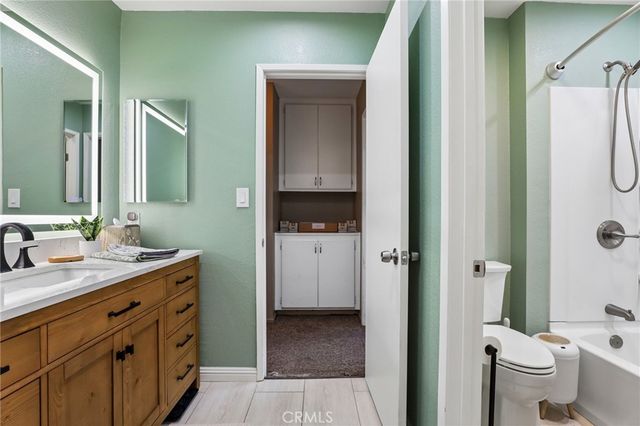 3739 Countryside Lane, Long Beach, CA 90806