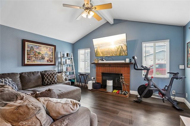 3739 Countryside Lane, Long Beach, CA 90806