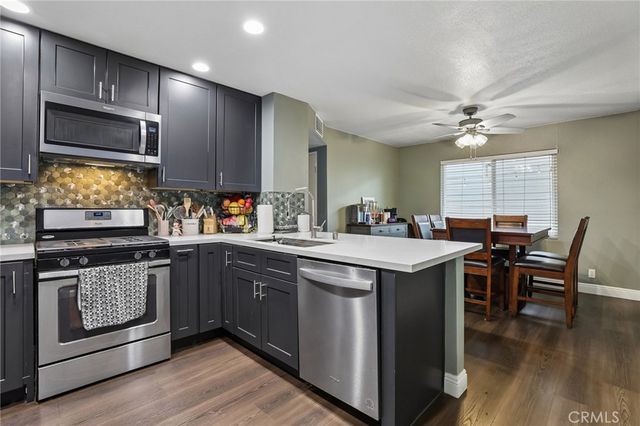 3739 Countryside Lane, Long Beach, CA 90806